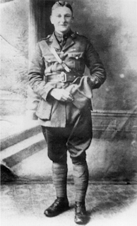 edmund blunden undertones of war